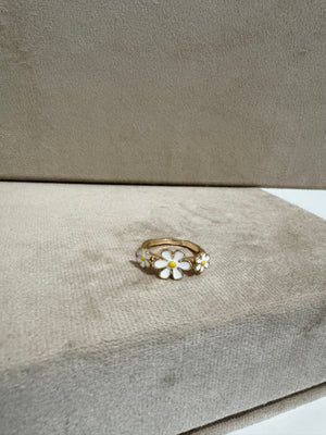 DAISY Ring