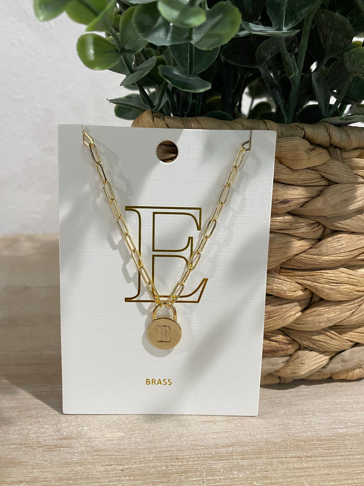 INITIAL Pendant Necklace