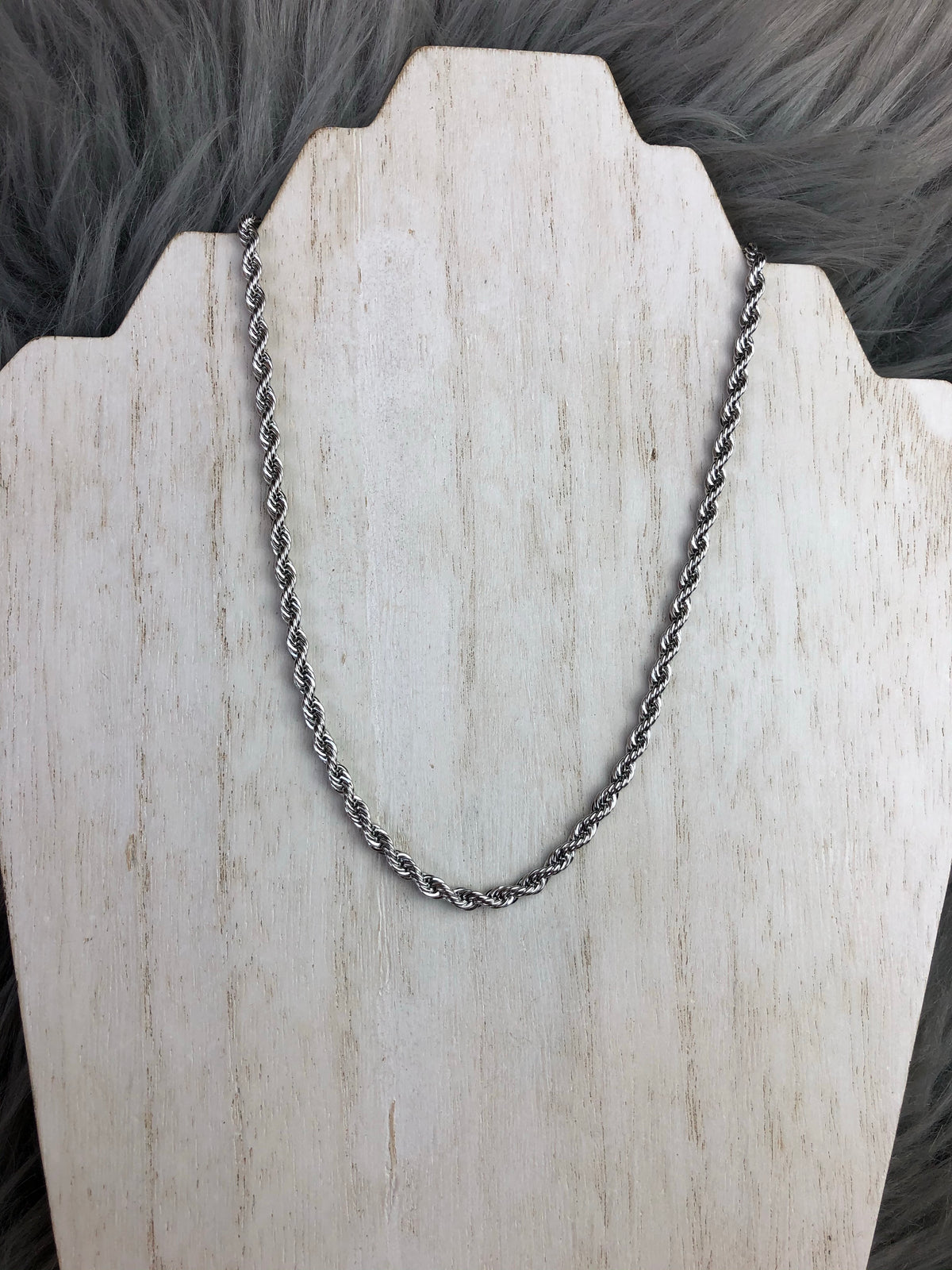 BLAKE Necklace